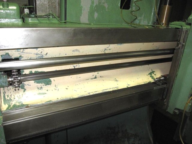 72 ,84 SWING WEBSTER & BENNETT, No. EH-72, 1961,4-JAW CHUCK,5 STATION,72 UNDER