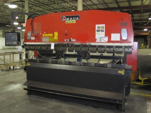 110 Ton, AMADA RG100, 118 OVERALL BED, NC9EXII BACKGAGE, LIGHT CURTAINS, 1996