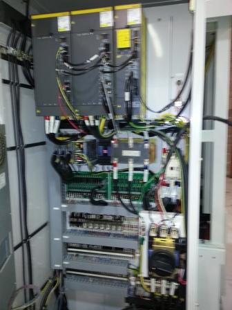 IKEGAI GENESIS 1208, FANUC 21IT, 8 Chk,SPINDLE BORE 2,4 , 2001,